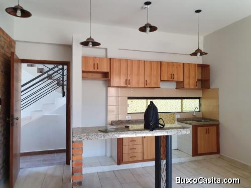 Alquilo monoambiente de 1 habitación a pasos del centro!!!