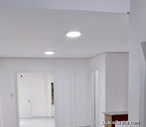 DETRÁS DEL SÚPER 6 AVENIDA CACIQUE LAMBARE VENDO CASA A ESTRENAR.