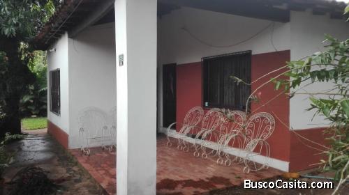 CASA EN VILLA ANITA ÑEMBY 