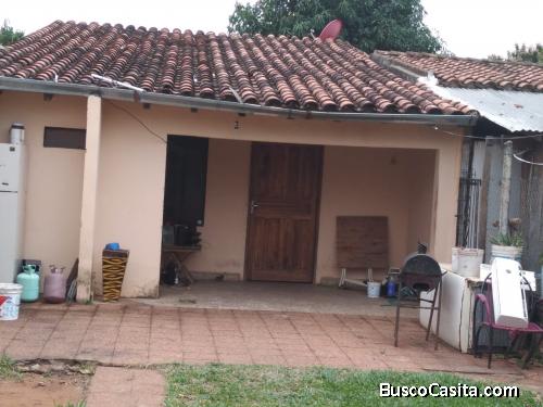 CASA RESIDENCIAL FERNANDO DE LA MORA ZONA SUR 