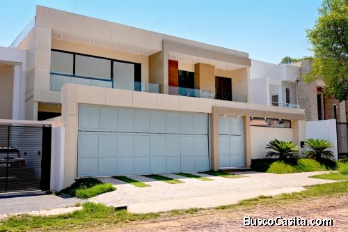 ALQUILER CASA DE PRIMER NIVEL CON SISTEMA DE DOMOTICA