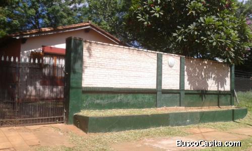 VENDO - SIN INTERMEDIARIOS - CASA EN URBANIZACION ALTO PINAR - LAURELTY - LUQUE