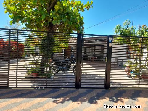 Vendo hermosa casa en la ciudad de Limpio