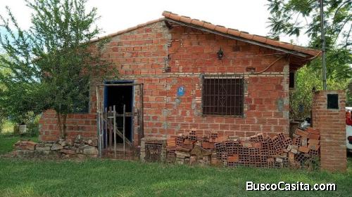 VENDO TERRENO CON CASA EN LUQUE
