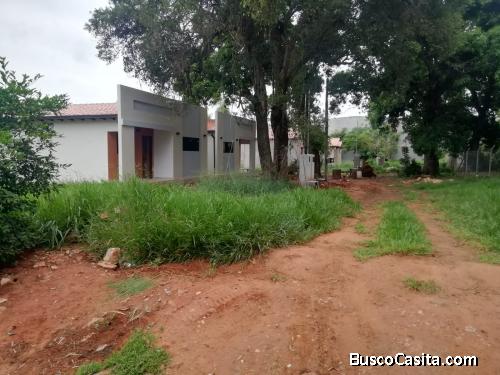 VENDO DOS LOTES JUNTOS O SEPARADOS EN SAN LORENZO