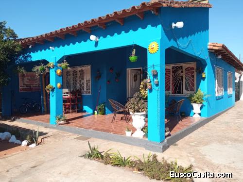 VENDO CASA EN SAN LORENZO LOS NOGALES