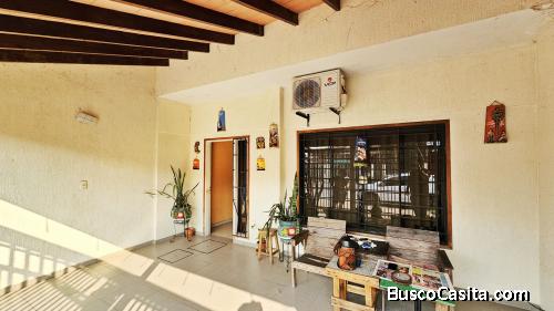 Vendo casa en el barrio Sajonia de Asunción