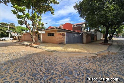 terreno 12x42 EN LA MEJOR ZONA DE BARRIO MBURUCUYA $350000