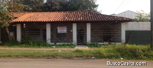 Casa de 5 dormitorios y 2 baños 