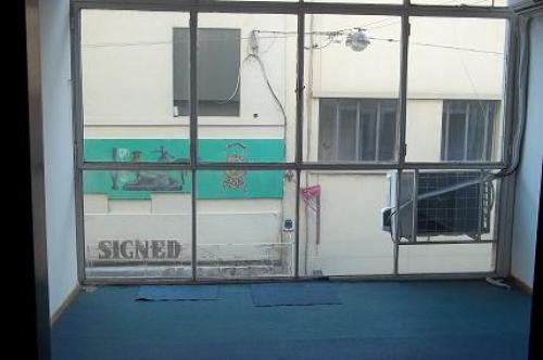 VENDO APTO. EN CIUDAD VIEJA PARA OFICINA