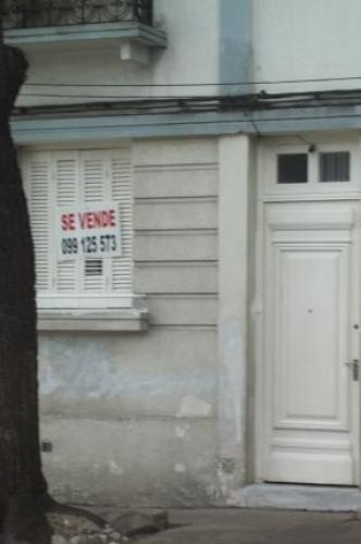 VENDO CASA EN ARROYO SECO, MONTEVIDEO