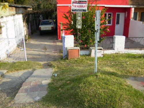 Casa 1 dormitorio en alquiler Sobre Av. soriano casi Nº5