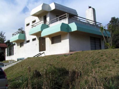 ESPECTACULAR PROPIEDAD ESQUINA CON VISTA AL MAR VILLA ARGENTINA SUR
