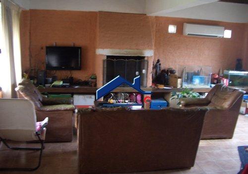 CASA moderna con 4 dormitorios, amplio jardín y piscina en El Pinar Sur, Ciudad de la Costa