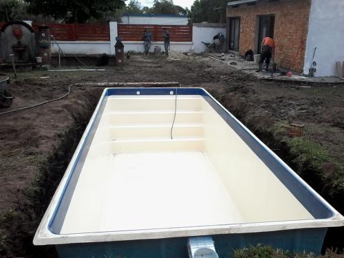 Piscinas en todas sus formas fibra hormigón mixto emplacadas revestimientos