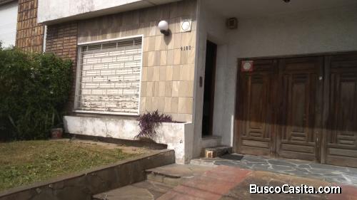 Venta derecho sucesorio unica heredera casa 2 plantas sin deiudas