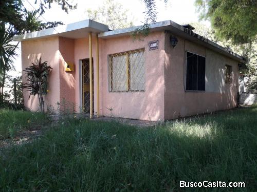 Venta de casa en San Luis Canelones balneario 2 dormitorios jardín y fondo