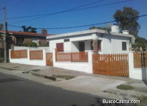 Venta de Casa en Piriapolis con renta.