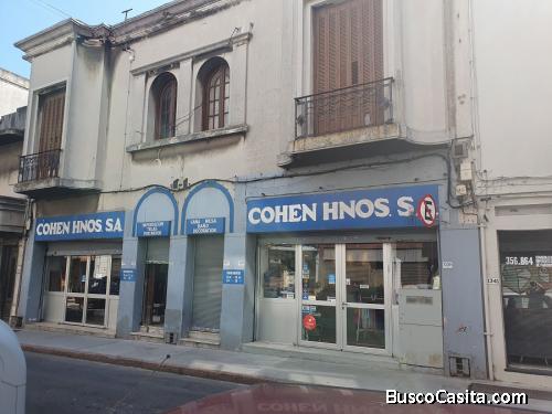 EN CIUDAD VIEJA, GRAN LOCAL PARA DEPOSITO, USO COMERCIAL,ETC.2 PLANTAS