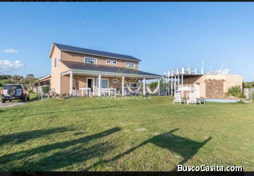 Casa Frente al Mar en Barra de Portezuelo Uruguay