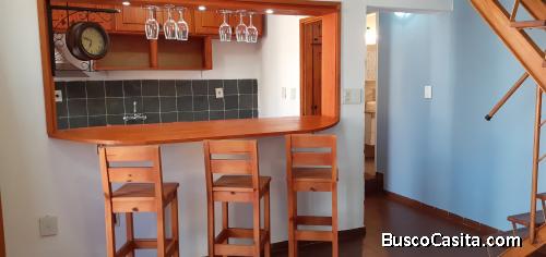 Apartamento dúplex el frente. 2 dormitorios. Goes.