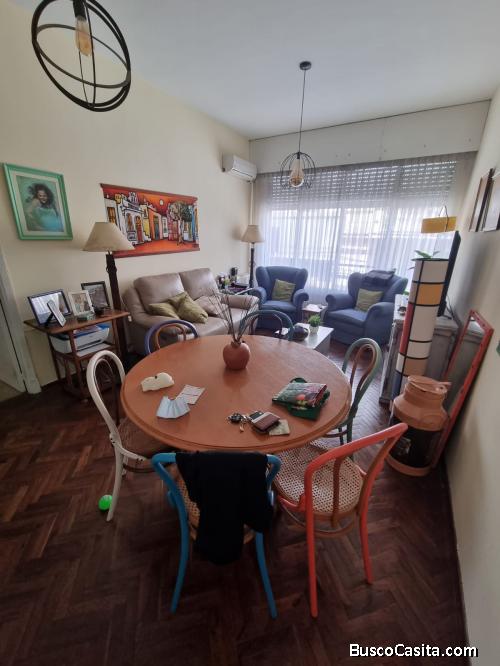 Dueño vende muy buen apartamento en Cordón Sur