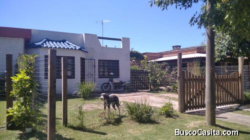 Vendo casa con apartamento independiente 