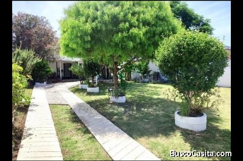 Casa A Reformar Con Amplio Jardin En 3 Ombúes