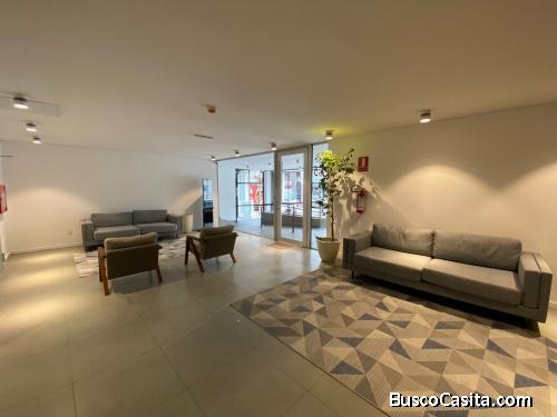 VENTA DE MONOAMBIENTE EN 3 CRUCES A POCOS METROS DE BULEVAR ARTIGAS Y 18 DE JULIO
