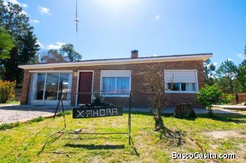 Dueño Vende Excelente Casa Con Terreno A 400 Metros Del Mar.