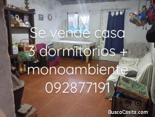 Vendo casa 3 dormitorios + mono ambiente