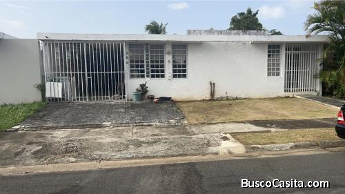 ALTURAS DE FLAMBOYAN EN BAYAMÓN 