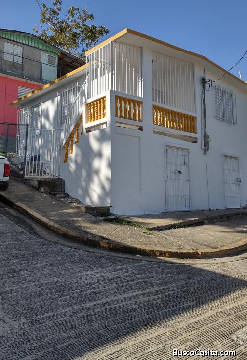 Casa en Cayey Sector El Polvorín. Céntrico Centros Comerciales, Hospitales, Universidades.