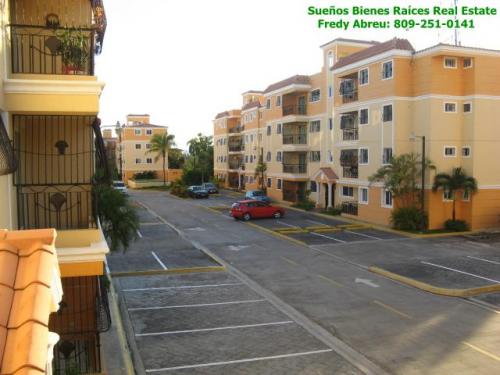Sueños Bienes Raíces Real Estate Vende un Apartamento Próximo a plaza alfa,  27f en Santiago, Rep. Dom. (Esther.D3)