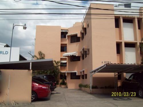 Vendo en Serralles con 115 metros de const.