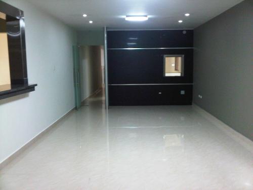 Vendo local comercial en Villa Juana con 924 metros de const.