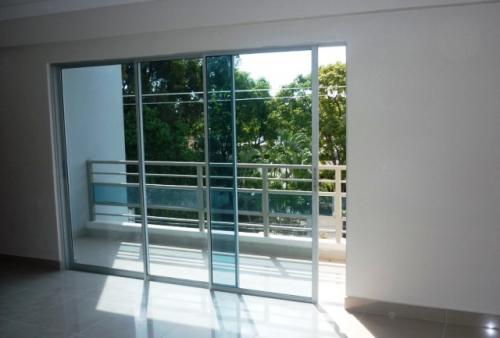 Mirador Sur se alquila apartamento de 2 hab.