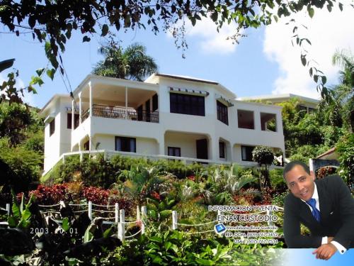 Vendo HERMOSA CASA EN CABRERA