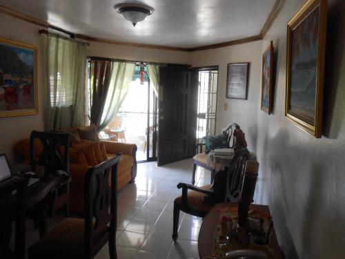 Apartamento en los prados charles summers