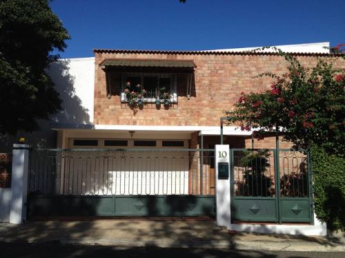 CASA CERCA MONTAÑA Y VISTA AL MAR - PUERTO PLATA