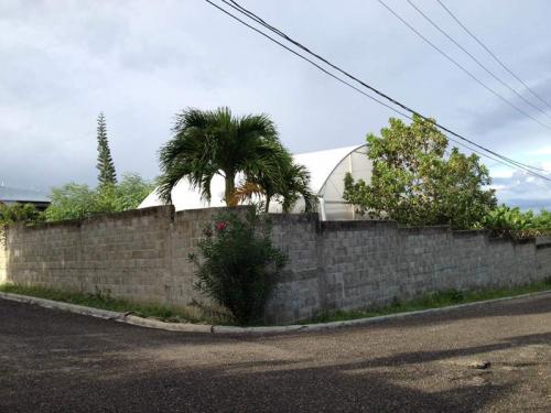SOLAR CERCA DE LA MONTAÑA  Y CON VISTA AL MAR - PUERTO PLATA