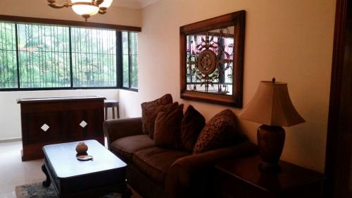 Apartamento amueblado  Av. Winston Churchill y 27 de Febrero