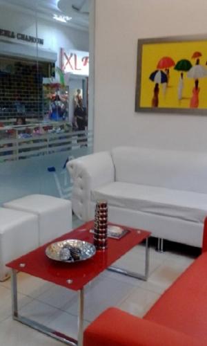 OPORTUNIDAD Vendo Local Comercial en Plaza Central Primer Nivel