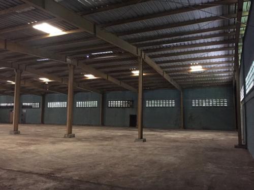 Arriendo Nave en Haina de 1300 m2