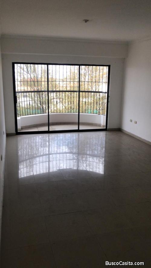 Apartamento de 3 habitaciones en santo domingo