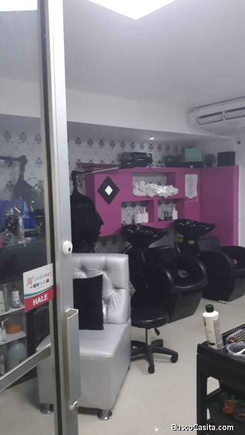 Local en venta, equipado de salón de Belleza 
