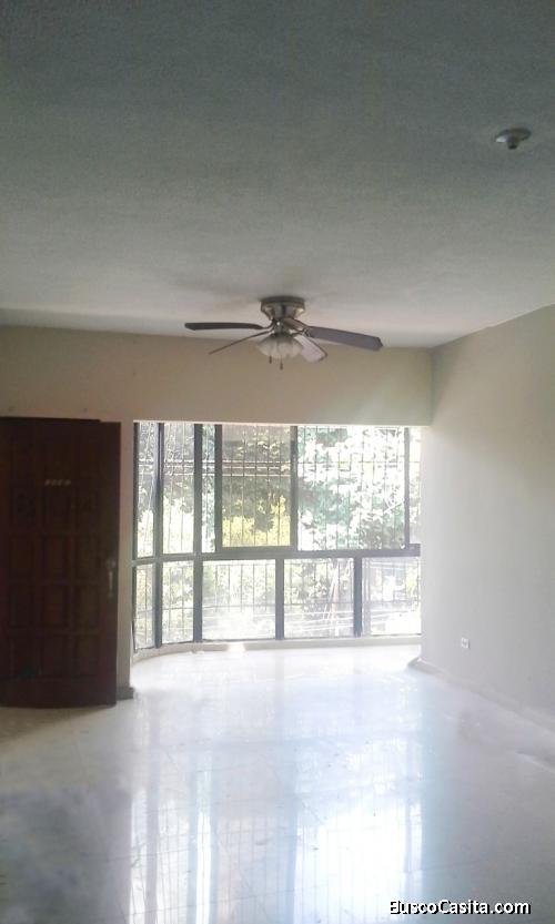 Apartamento en alquiler en Gazcue