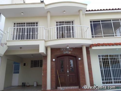 Casa Residencial En Venta En Los Jardines Del Sur 