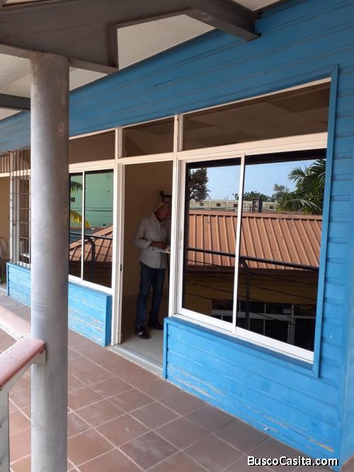 Vendo local comercial en la romana 