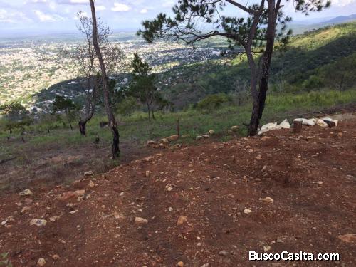 SE VENDEN HERMOSO TERRENO CERRO DEL GUALGUI 829 959 3999 TITULADOS 